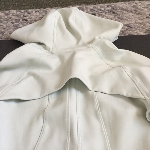 NWT Lululemon Daymaker full zip Hoodie 6 - Picture 8 of 13